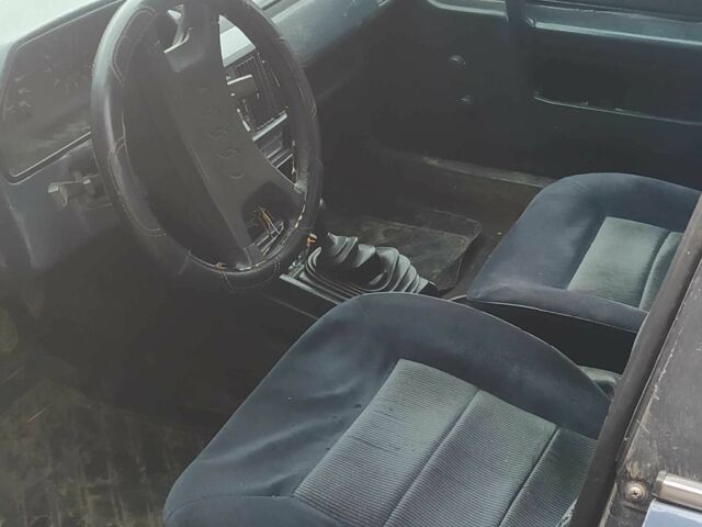 Сірий Ауді 100, об'ємом двигуна 2.3 л та пробігом 300 тис. км за 700 $, фото 1 на Automoto.ua