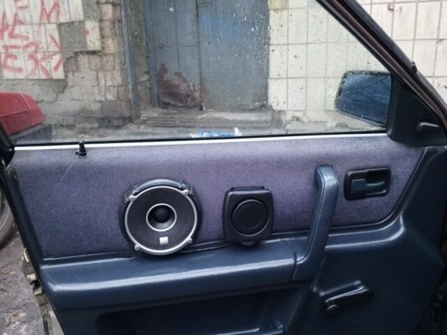 Серый Ауди 100, объемом двигателя 2 л и пробегом 200 тыс. км за 2300 $, фото 4 на Automoto.ua