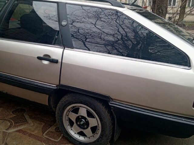 Серый Ауди 100, объемом двигателя 2 л и пробегом 200 тыс. км за 2300 $, фото 5 на Automoto.ua