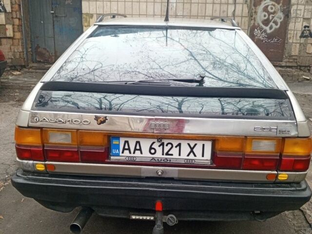Серый Ауди 100, объемом двигателя 2 л и пробегом 200 тыс. км за 2300 $, фото 6 на Automoto.ua