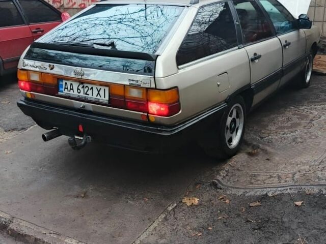 Серый Ауди 100, объемом двигателя 2 л и пробегом 200 тыс. км за 2300 $, фото 2 на Automoto.ua