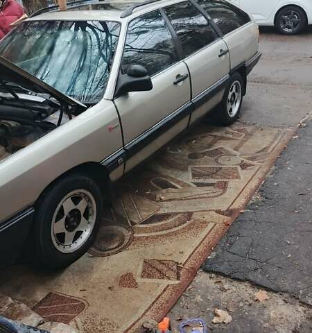 Серый Ауди 100, объемом двигателя 2.02 л и пробегом 200 тыс. км за 2300 $, фото 10 на Automoto.ua