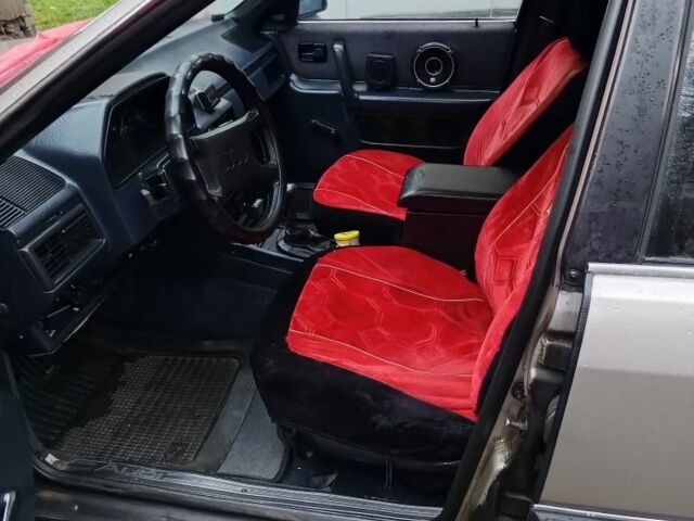 Серый Ауди 100, объемом двигателя 2 л и пробегом 200 тыс. км за 2300 $, фото 13 на Automoto.ua