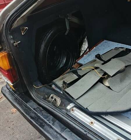 Серый Ауди 100, объемом двигателя 2.02 л и пробегом 200 тыс. км за 2300 $, фото 29 на Automoto.ua