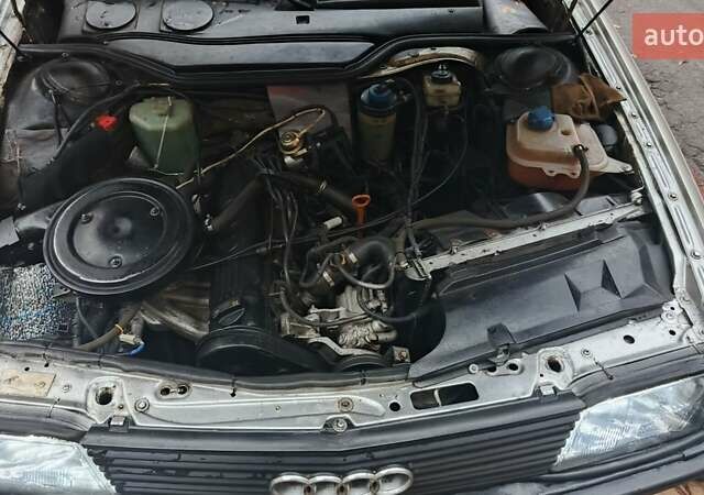 Серый Ауди 100, объемом двигателя 2.02 л и пробегом 200 тыс. км за 2300 $, фото 8 на Automoto.ua