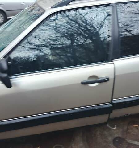 Серый Ауди 100, объемом двигателя 2.02 л и пробегом 200 тыс. км за 2300 $, фото 17 на Automoto.ua