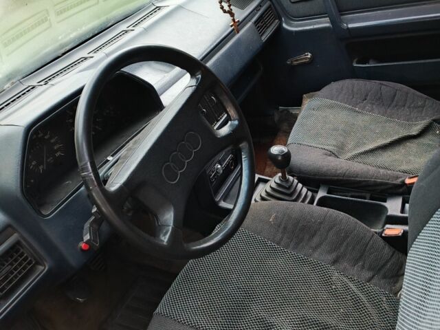 Серый Ауди 100, объемом двигателя 1.8 л и пробегом 42 тыс. км за 550 $, фото 5 на Automoto.ua