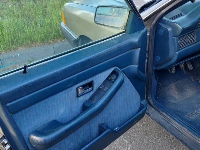 Серый Ауди 100, объемом двигателя 2.3 л и пробегом 315 тыс. км за 2650 $, фото 8 на Automoto.ua