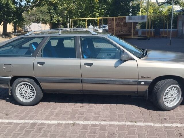 Серый Ауди 100, объемом двигателя 2.3 л и пробегом 315 тыс. км за 2650 $, фото 1 на Automoto.ua