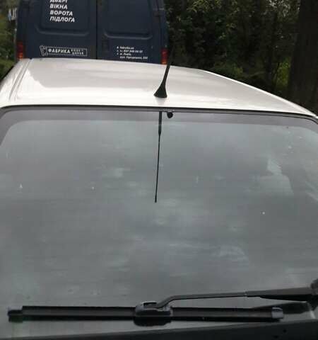 Сірий Ауді 100, об'ємом двигуна 2.3 л та пробігом 350 тис. км за 1800 $, фото 1 на Automoto.ua