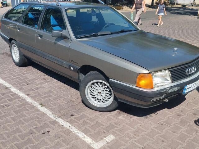 Серый Ауди 100, объемом двигателя 2.3 л и пробегом 315 тыс. км за 2650 $, фото 5 на Automoto.ua