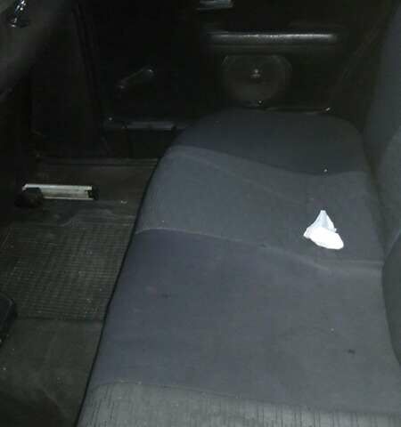 Сірий Ауді 100, об'ємом двигуна 2.3 л та пробігом 350 тис. км за 1800 $, фото 9 на Automoto.ua