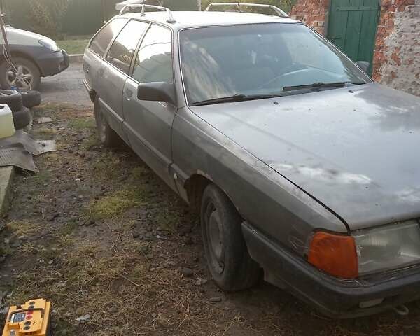 Серый Ауди 100, объемом двигателя 2.3 л и пробегом 300 тыс. км за 900 $, фото 1 на Automoto.ua