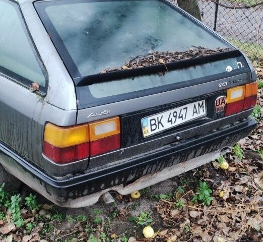 Серый Ауди 100, объемом двигателя 0 л и пробегом 311 тыс. км за 1200 $, фото 2 на Automoto.ua
