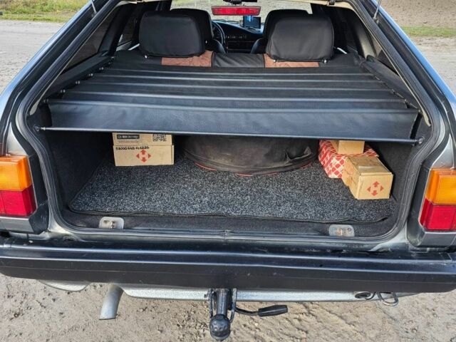 Ауді 100 1990 у Володимир-Волинський на Automoto.ua Сірий Ауді 100, об'ємом двигуна 2 л та пробігом 480 тис. км за 3499 $, фото 4 на Automoto.ua