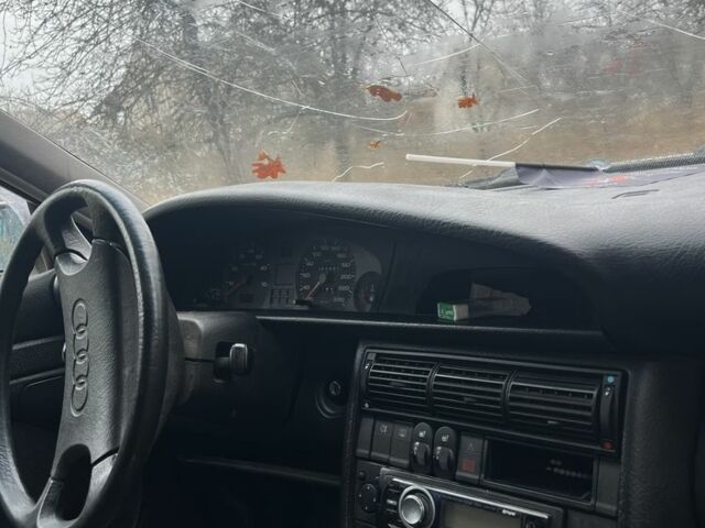 Серый Ауди 100, объемом двигателя 2.3 л и пробегом 250 тыс. км за 834 $, фото 4 на Automoto.ua