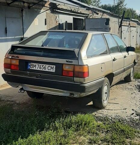 Серый Ауди 100, объемом двигателя 1.8 л и пробегом 200 тыс. км за 1200 $, фото 5 на Automoto.ua