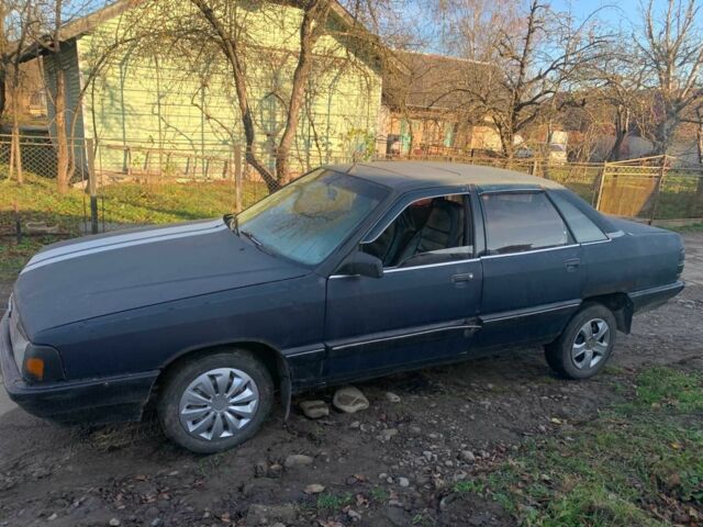 Синий Ауди 100, объемом двигателя 1.8 л и пробегом 200 тыс. км за 450 $, фото 1 на Automoto.ua