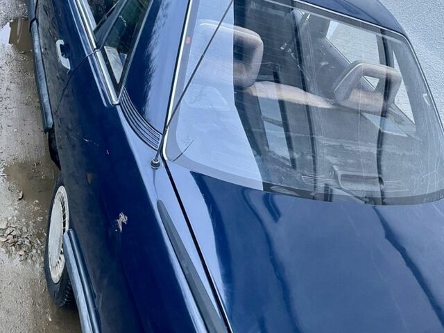 Синий Ауди 100, объемом двигателя 1.8 л и пробегом 100 тыс. км за 1400 $, фото 5 на Automoto.ua