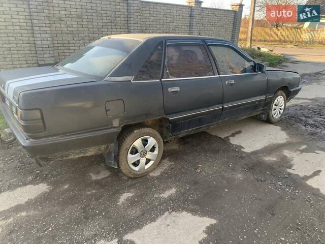 Синий Ауди 100, объемом двигателя 1.8 л и пробегом 200 тыс. км за 450 $, фото 4 на Automoto.ua