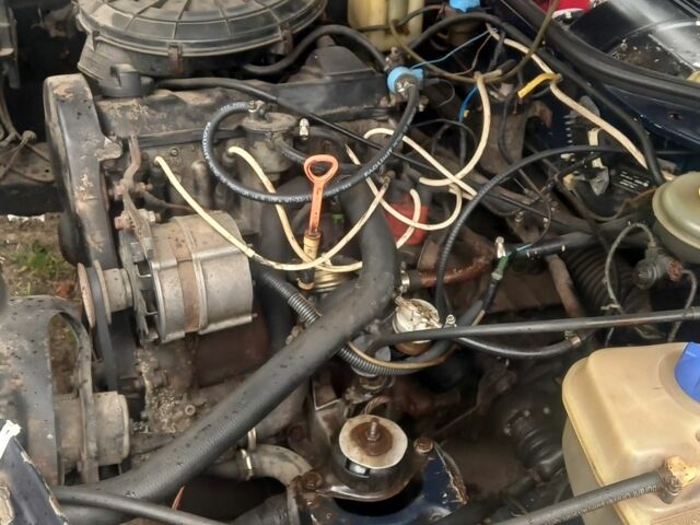 Синий Ауди 100, объемом двигателя 1.8 л и пробегом 10 тыс. км за 1299 $, фото 5 на Automoto.ua