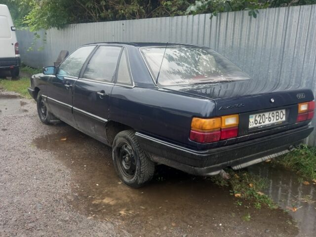 Синий Ауди 100, объемом двигателя 1.8 л и пробегом 10 тыс. км за 1299 $, фото 3 на Automoto.ua