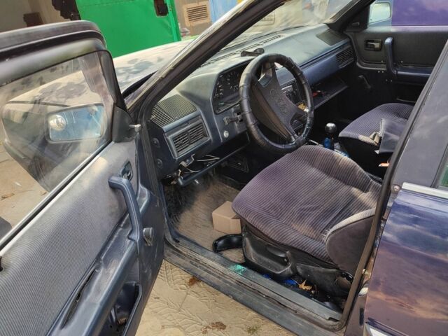 Синий Ауди 100, объемом двигателя 0 л и пробегом 357 тыс. км за 37000 $, фото 5 на Automoto.ua