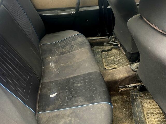 Синий Ауди 100, объемом двигателя 2.3 л и пробегом 350 тыс. км за 600 $, фото 4 на Automoto.ua