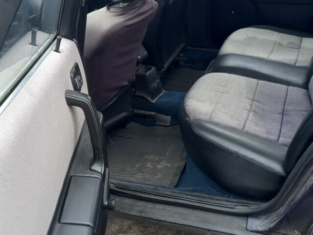 Синий Ауди 100, объемом двигателя 1.8 л и пробегом 10 тыс. км за 1299 $, фото 12 на Automoto.ua