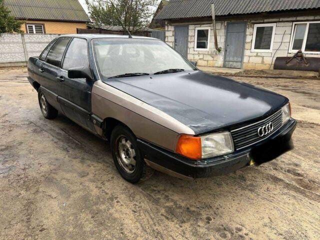 Синій Ауді 100, об'ємом двигуна 1.8 л та пробігом 210 тис. км за 900 $, фото 10 на Automoto.ua