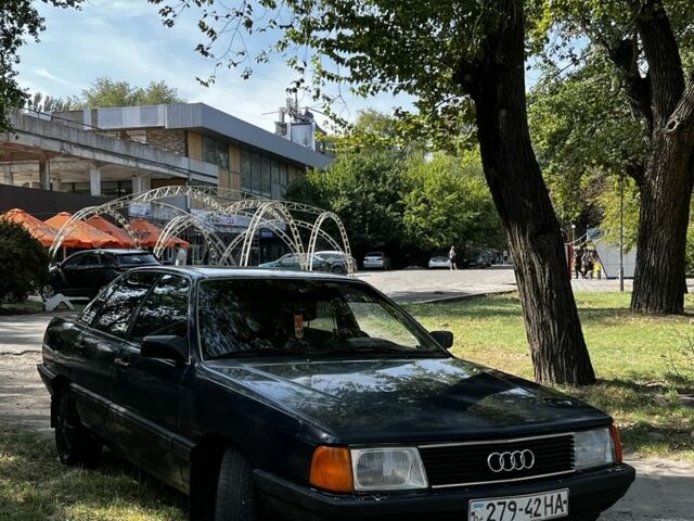 Синий Ауди 100, объемом двигателя 2 л и пробегом 358 тыс. км за 55000 $, фото 21 на Automoto.ua