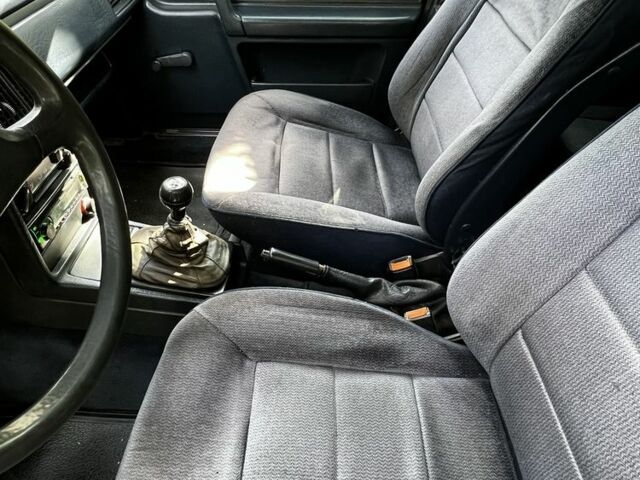 Синий Ауди 100, объемом двигателя 2 л и пробегом 358 тыс. км за 55000 $, фото 14 на Automoto.ua