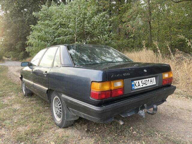 Синий Ауди 100, объемом двигателя 0 л и пробегом 364 тыс. км за 1500 $, фото 5 на Automoto.ua
