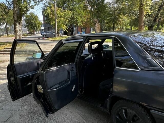 Синий Ауди 100, объемом двигателя 2 л и пробегом 358 тыс. км за 55000 $, фото 8 на Automoto.ua