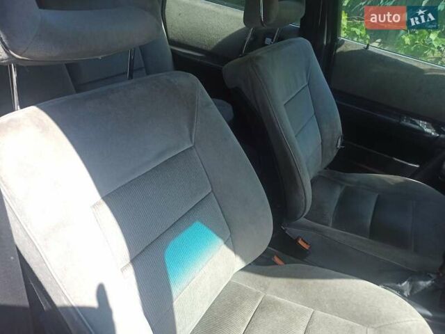 Синий Ауди 100, объемом двигателя 0 л и пробегом 322 тыс. км за 1500 $, фото 1 на Automoto.ua