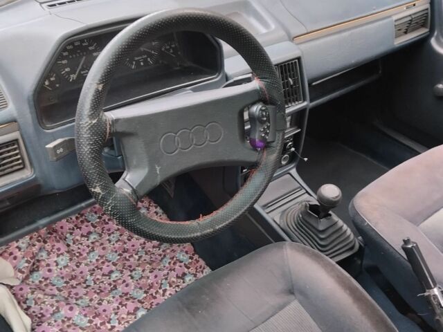 Синий Ауди 100, объемом двигателя 2 л и пробегом 550 тыс. км за 1313 $, фото 8 на Automoto.ua