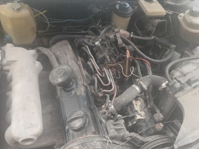 Синий Ауди 100, объемом двигателя 2 л и пробегом 200 тыс. км за 1700 $, фото 6 на Automoto.ua