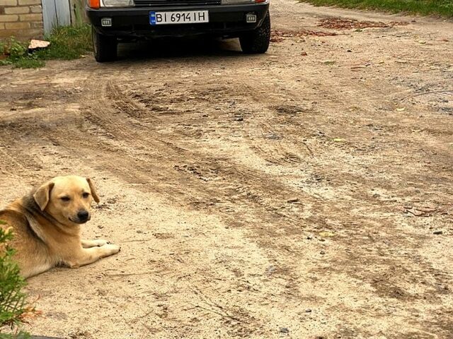 Синий Ауди 100, объемом двигателя 2.3 л и пробегом 0 тыс. км за 1700 $, фото 3 на Automoto.ua