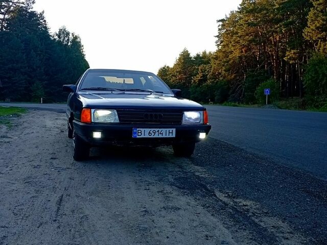 Синий Ауди 100, объемом двигателя 2.3 л и пробегом 0 тыс. км за 1700 $, фото 1 на Automoto.ua