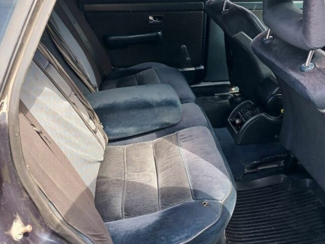 Синий Ауди 100, объемом двигателя 2.1 л и пробегом 1000 тыс. км за 1400 $, фото 6 на Automoto.ua