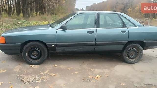 Синій Ауді 100, об'ємом двигуна 2 л та пробігом 313 тис. км за 1700 $, фото 2 на Automoto.ua