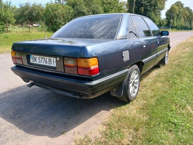 Синий Ауди 100, объемом двигателя 2.1 л и пробегом 1000 тыс. км за 1400 $, фото 8 на Automoto.ua