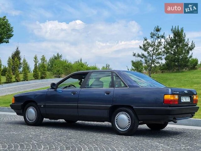 Синий Ауди 100, объемом двигателя 2 л и пробегом 196 тыс. км за 4500 $, фото 16 на Automoto.ua