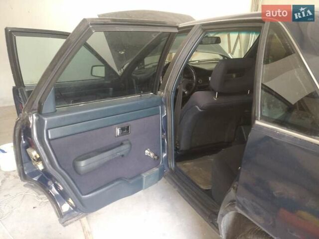 Синий Ауди 100, объемом двигателя 2 л и пробегом 360 тыс. км за 1500 $, фото 6 на Automoto.ua
