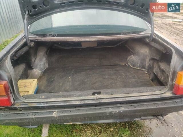 Синий Ауди 100, объемом двигателя 2 л и пробегом 401 тыс. км за 1285 $, фото 9 на Automoto.ua
