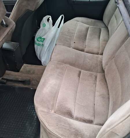 Синий Ауди 100, объемом двигателя 2.3 л и пробегом 167 тыс. км за 720 $, фото 7 на Automoto.ua