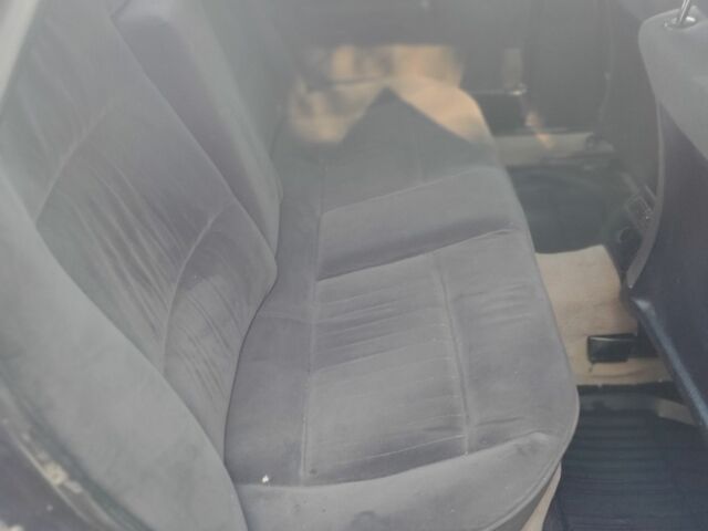 Синий Ауди 100, объемом двигателя 2.3 л и пробегом 240 тыс. км за 950 $, фото 13 на Automoto.ua