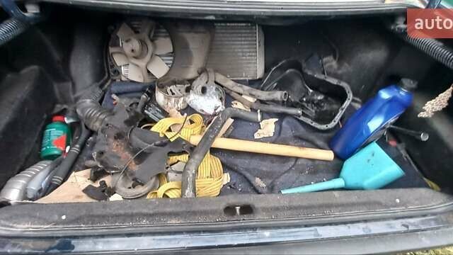 Синий Ауди 100, объемом двигателя 1.8 л и пробегом 300 тыс. км за 1500 $, фото 10 на Automoto.ua