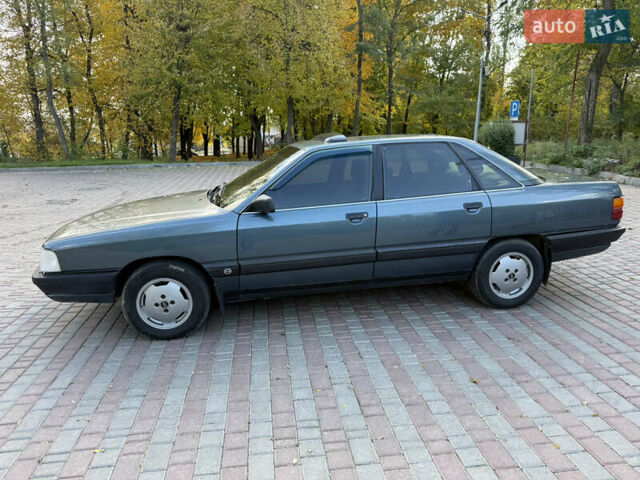 Синий Ауди 100, объемом двигателя 1.8 л и пробегом 457 тыс. км за 2499 $, фото 7 на Automoto.ua