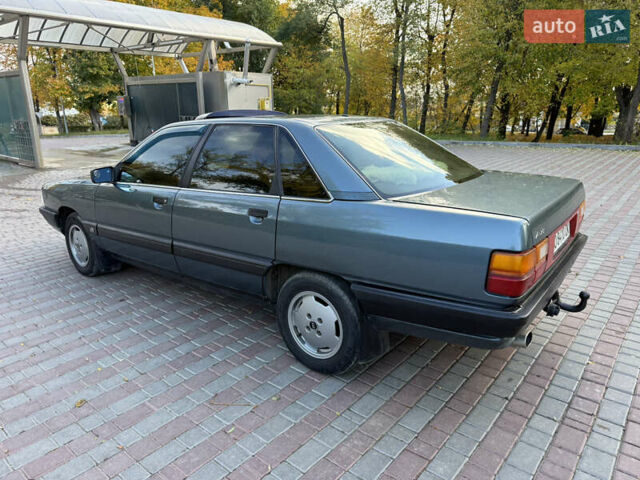 Синий Ауди 100, объемом двигателя 1.8 л и пробегом 457 тыс. км за 2499 $, фото 5 на Automoto.ua